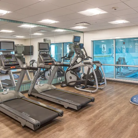 Holiday Inn Express & Suites WEST OMAHA - ELKHORN by IHG
