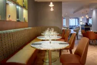 DoubleTree by Hilton London Elstree - breakfast