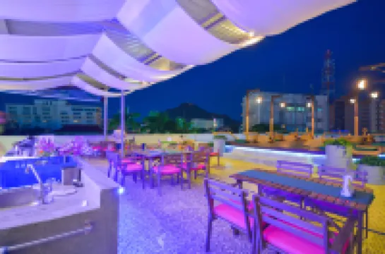 โรงแรมควิป เบดแอนด์เบรคฟาสต์ ภูเก็ต