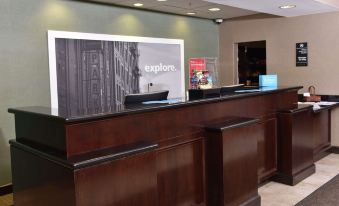 Hampton Inn & Suites Alexandria