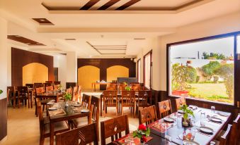 Hotel Asia Shripati by Mtmc Rooms - Housity