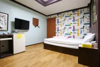 Naksan Beach Condotel - Penginapan