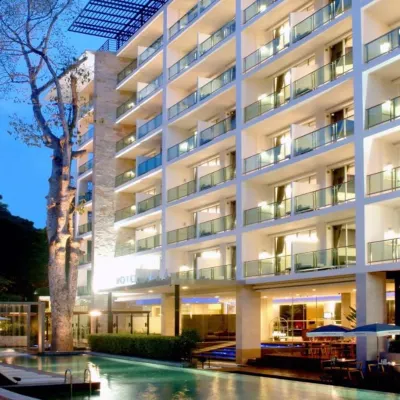 Hotel Vista Hotels near Harbor Pattaya