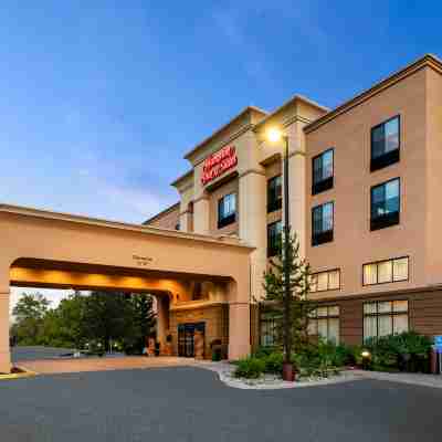 Hampton Inn & Suites Fairbanks Hotel Exterior