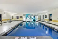 Hampton Inn & Suites by Hilton Saint John - Kylpyammeita