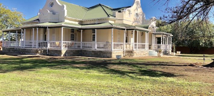 Bakenskraal Ostrich Palace Hotele w: Oudtshoorn