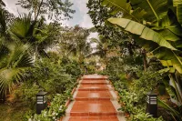 Palm Hills Resort Hotels in Ong Lang