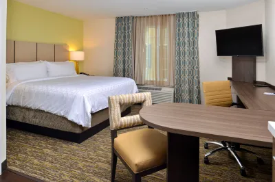 Candlewood Suites Lodi Hotel a Lodi