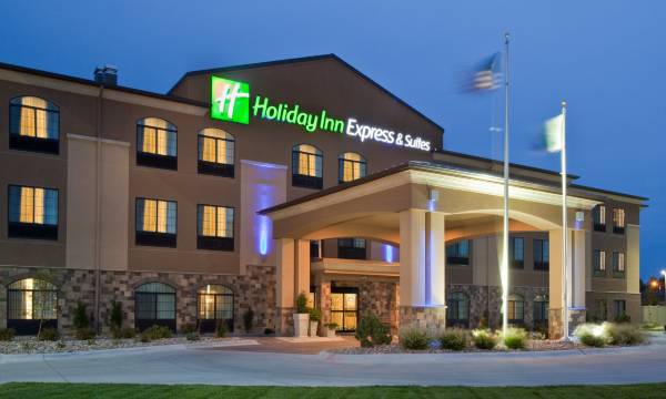 Holiday Inn Express & Suites Grand Island by IHG