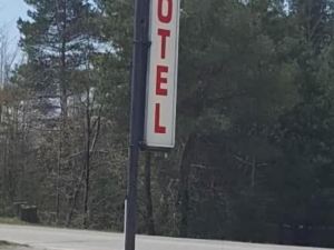 Stop 21 Motel