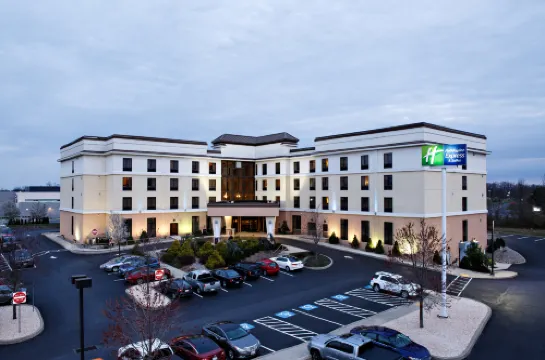 Holiday Inn Express & Suites HARRISBURG W - MECHANICSBURG by IHG