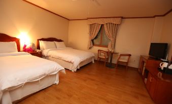 Munkyung Tourist Hotel