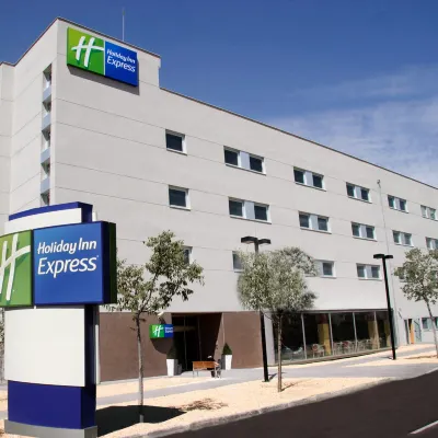 Holiday Inn Express 馬德里 - 赫塔費 鄰近阿羅約·庫賴夫羅的酒店