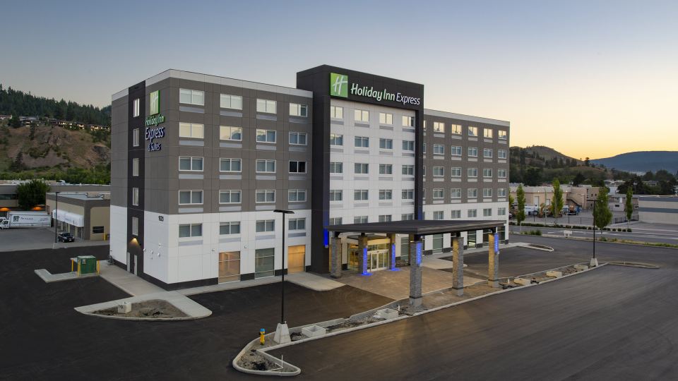 Holiday Inn Express & Suites KELOWNA - EAST by IHG