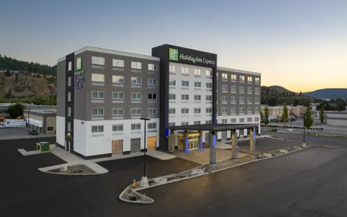 Holiday Inn Express & Suites KELOWNA - EAST by IHG