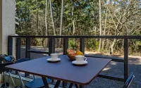 Taean J Story Pension Hotels near Ch'ŏngp'odae-haesuyokchang