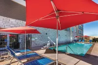Home2 Suites by Hilton Midland East - Uima-altaat