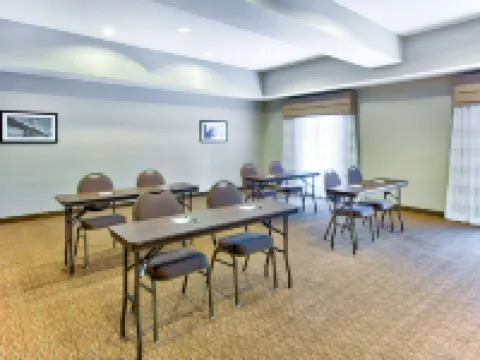 Wingate by Wyndham Longview North Hotels in Longview