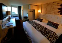 Logis - Hôtel & Restaurant des Lacs Paris Sud فنادق في Draveil