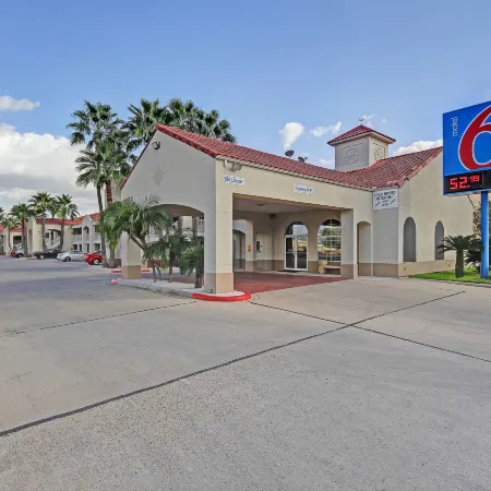 Motel 6 Edinburg, TX