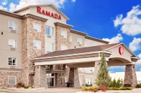Ramada by Wyndham Stettler Hotels in Stettler
