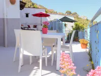 Blue Paradise - Sea View Apartment