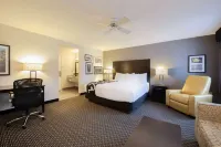La Quinta Inn & Suites by Wyndham Cleveland Macedonia Hôtels à : Twinsburg