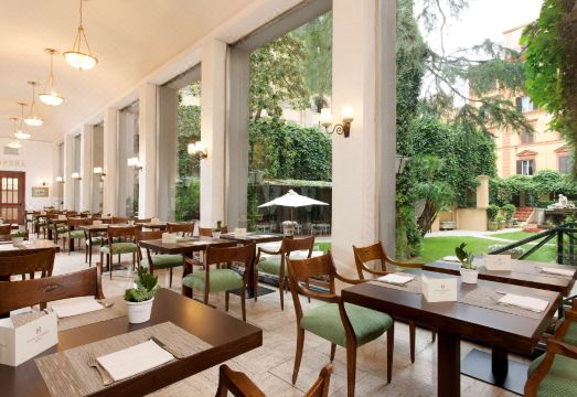 호텔 퀴리날레 외관