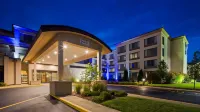 Best Western Executive Inn Hotels near Simmons Beach