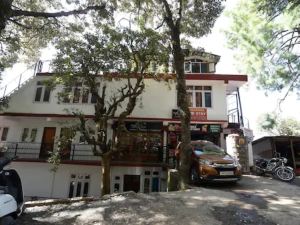 Goroomgo Chandel Home Stay Shimla