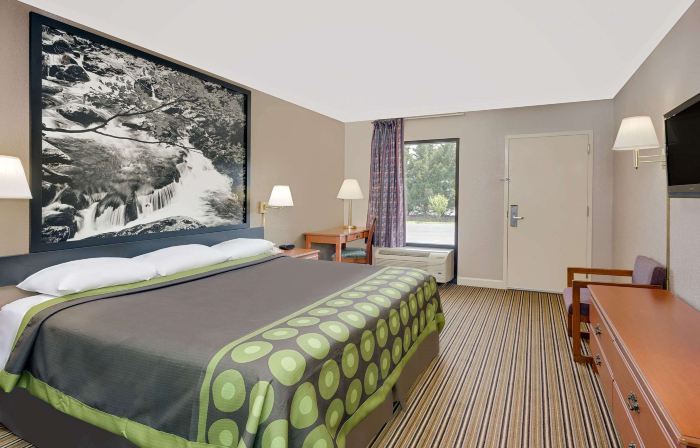 Super 8 by Wyndham Athens
