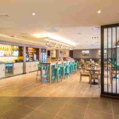 Premier Inn Lichfield City Centre Dining/Meeting Rooms