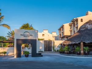 Park Royal Homestay Los Cabos