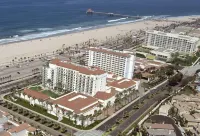 The Waterfront Beach Resort, A Hilton Hotel