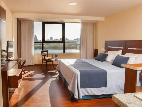 Puerto Amarras Hotel & Suites - 3-Star