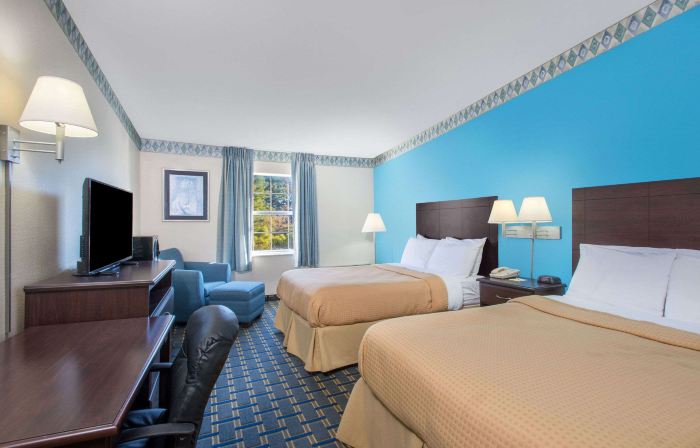 Days Inn by Wyndham Roanoke/Hollins Near I-81