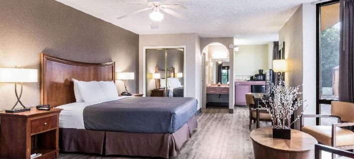 Econo Lodge Gainesville Downtown Area Hotele w: Hall County