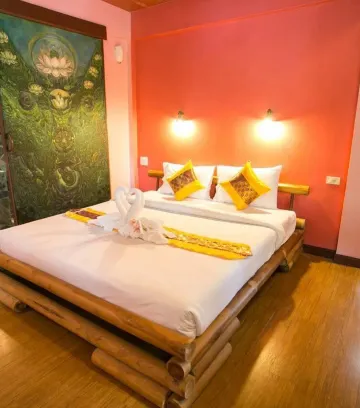 ห้องทวินชั้น 1(engpha)