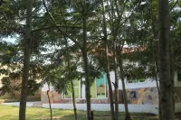 Adinkra City Hotel Hotels in Ngleshi Amanfro