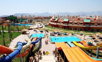 Parrotel Aquapark Resort