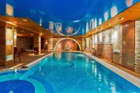Old Estate Hotel and Spa (Олд Эстейт)