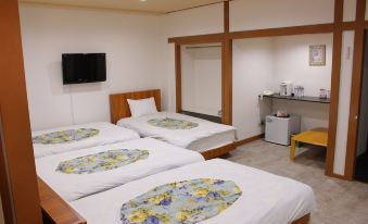 Miro Hotel Dotonbori - Housity