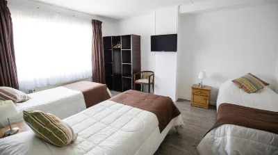 Hostal Ventisqueros Các khách sạn gần Sân bay Pres Ibanez