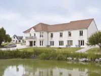 L'Orée des Châteaux Hotels in Bracieux