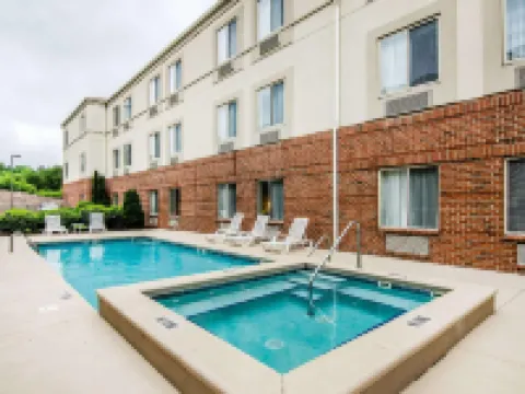 Sleep Inn & Suites Danville Hwy 58 Hotels in Danville