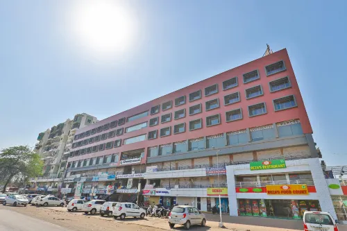 Hotel Comfort Hotels in Bharuch