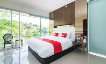 OYO 2001 Taman Dayu Villa Golf View