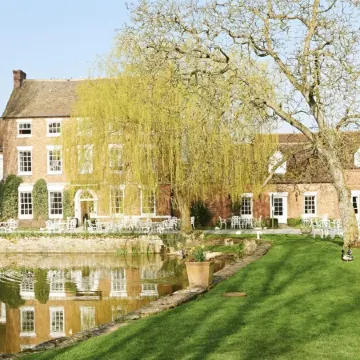 Corse Lawn House Hotel