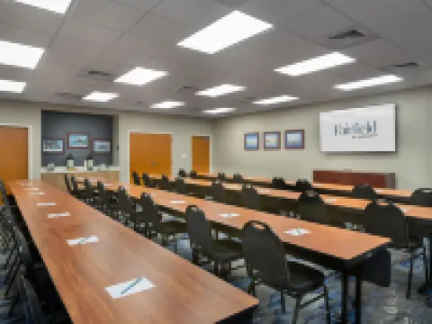 Fairfield Inn & Suites Elizabeth City Hotels in Pasquotank County