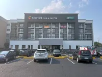 Comfort Inn & Quality Suites - Parkplatz
